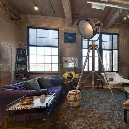Lampadaire rétro industriel pour café, bureau et salon — LZ4P9X