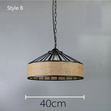 Suspension industrielle style loft pour restaurant et bar — LZ4P9XQ