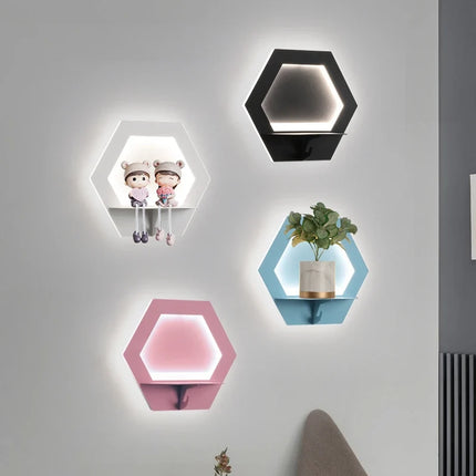Applique murale LED économique au design nordique avec étagère intégrée — LZ4X9M2