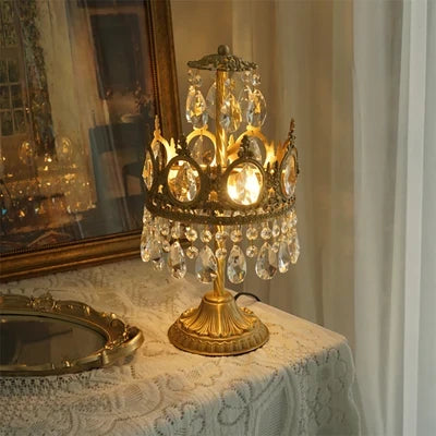 Lustre couronne moderne en cristaux pour intérieur — LZ4X9P2