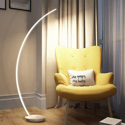 lampadaire design pour éclairage intérieur moderne et élégant