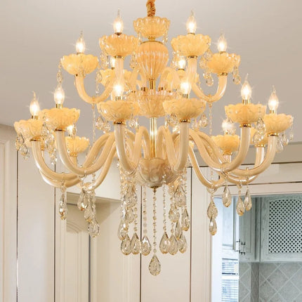 Lustre en cristal européen pour ambiance luxueuse — LZ4X9P2Q