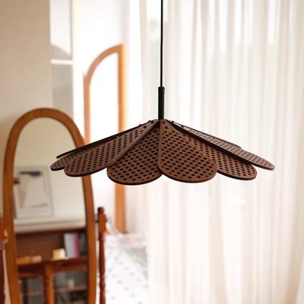 Suspension japonaise en bois forme pétale pour intérieur chaleureux — LZ4F7XQ