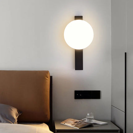 Applique murale LED moderne pour lecture et confort visuel — LZ4X9T2