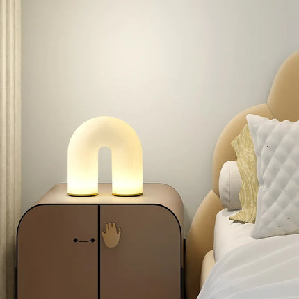 Lustre moderne en acrylique et métal doré pour intérieur chic — LZ4M9X2
