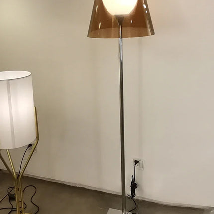lampadaire moderne en acier inoxydable avec abat-jour acrylique led