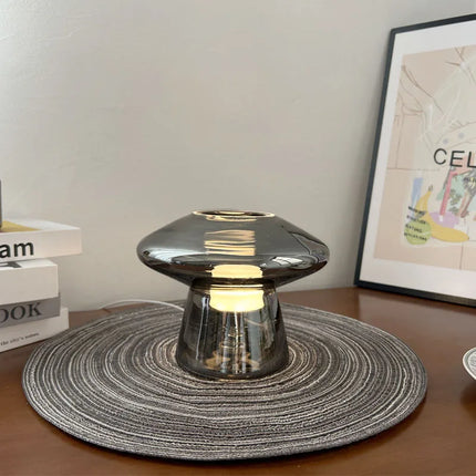 Lampe de chevet LED soucoupe volante à intensité réglable — LZ4XJ9