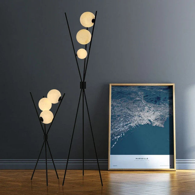 Lampadaire LED 3D lune sur trépied style nordique — LZ4X9M