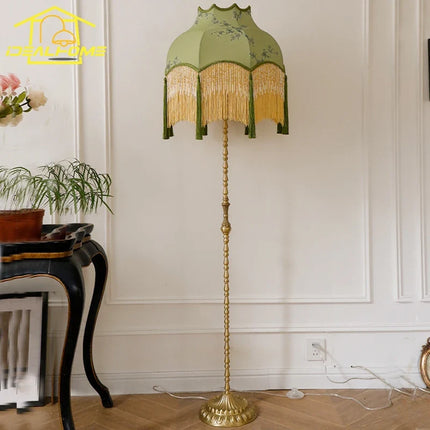 Lampadaire rétro en cuivre avec pampilles décoratives art zen — LZ4X9P2