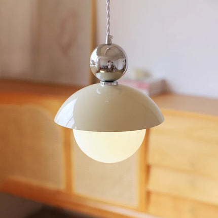 Lustre boule en verre lumineux pour intérieur élégant — LZ4X9P2