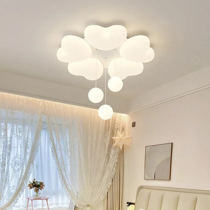 Lustre moderne en forme de cœur pour chambre d’enfant romantique — LZ4G7T9