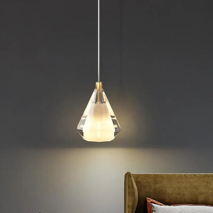 Lustre en cuivre antique au design luxueux et moderne — LZ4QJ7