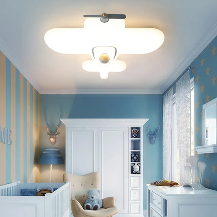 Plafonnier avion mignon pour chambre d’enfant au design minimaliste — LZ4X9Q2