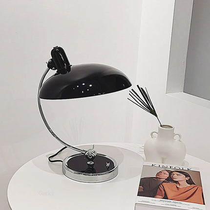 Lampe de bureau design danois rétro à bras pivotant flexible — LZ7XQ2