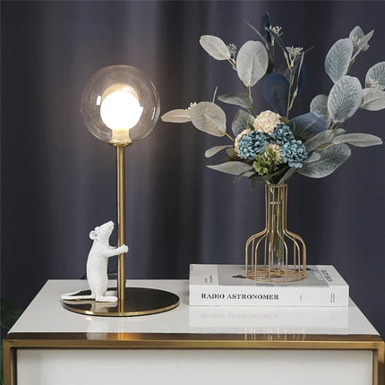 Lampadaire moderne en résine avec lampe LED décorative souris — LZ4X9T