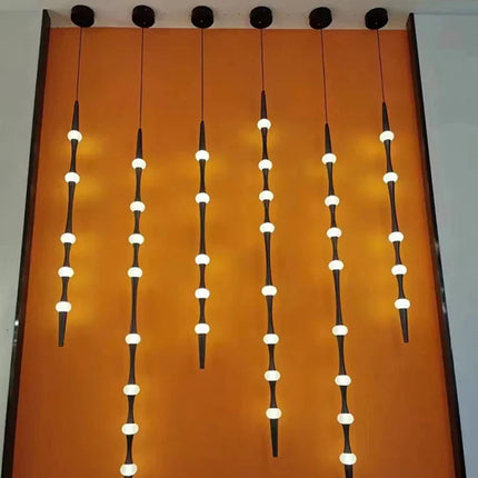 Lustre minimaliste réglable en aluminium et acrylique 3000K — LZ4X9T2