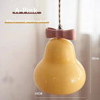 A jaune laiteux rose / Lumière chaude