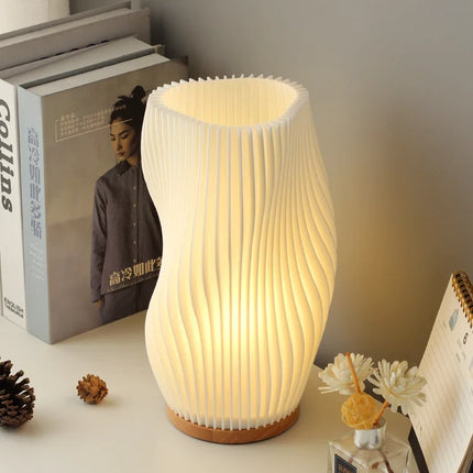 Lampe à poser avec abat-jour imprimé 3D style crème française — LZ4N7Q