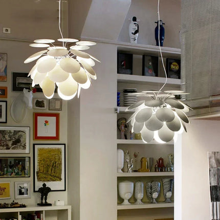 Suspension lustre design pomme de pin espagnole — LZ4X9T2
