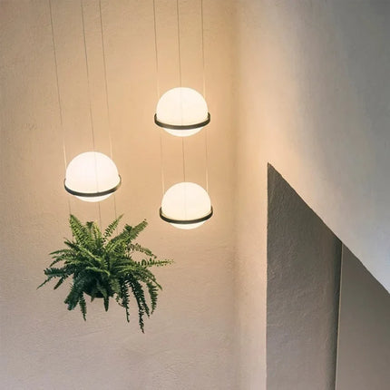 Suspension nordique avec plante artificielle en pot suspendu — LZ4X9T