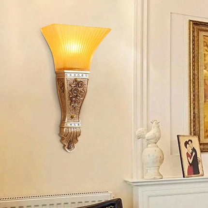 Applique murale vintage nordique en résine et verre à LED — LZ4X9Q2