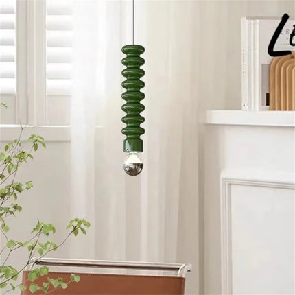 Suspension nordique au design Bauhaus pour une ambiance chaleureuse — LZ4X9JQ