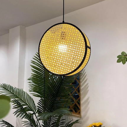 lustre créatif en rotin tissé pour décoration intérieure élégante