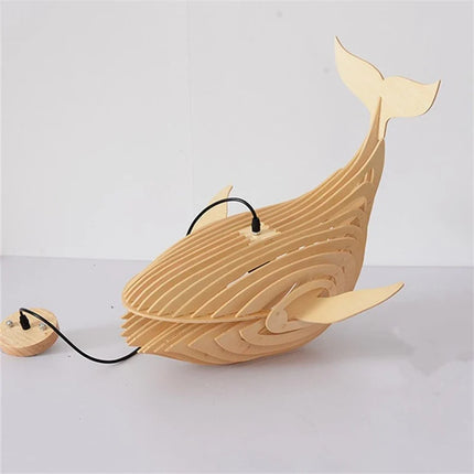 Suspension artistique en bois forme baleine — LZ4X9P2