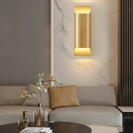 Applique murale en cuivre au design italien pour intérieur moderne — LZ4X9T2