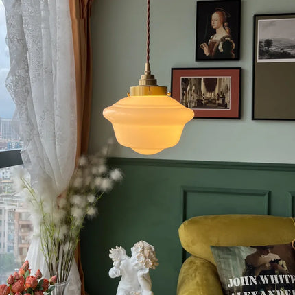 Suspension LED en verre blanc laiteux élégant — LZ4P9XQ