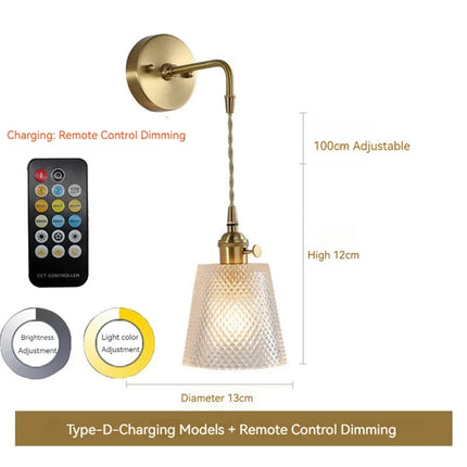 Applique murale LED scandinave en verre et laiton avec interrupteur à batterie — LZ4X9JQ