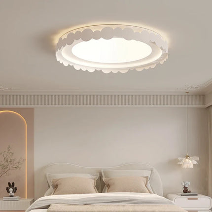 Plafonnier romantique pour ambiance intime et chaleureuse — LZ4X9P2Q