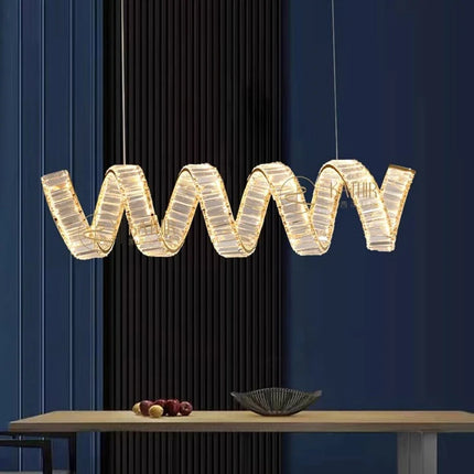 Lustre LED spirale dorée au design moderne — LZ4V9XQ