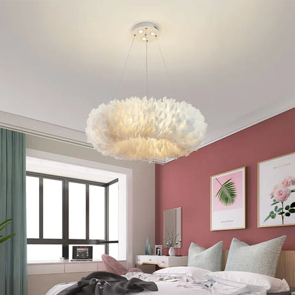 Lustre LED nordique suspendu orné de plumes — LZ4X9T2