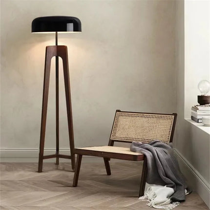 Lampadaire en bois avec adaptateur pour maison, hôtel ou magasin — LZ4X9T2