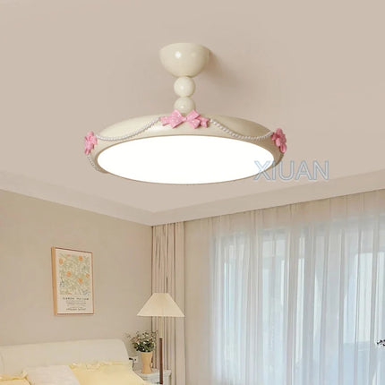 Plafonnier romantique en perles pour chambre de princesse — LZ4N7Q2