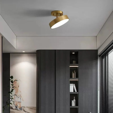 Plafonnier LED rond en cuivre pour vestiaire — LZ4P9XQ