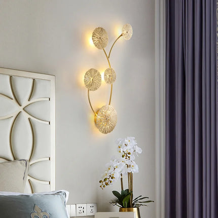 Applique murale LED dorée au design moderne pour décoration intérieure — LZ4X9T