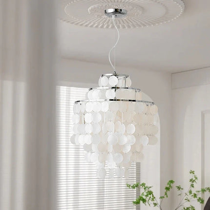 Lustre coquillage romantique avec carillon éolien style nordique — LZ4X9P2Q