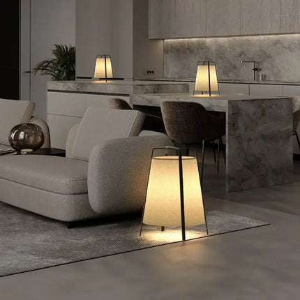 Lampadaire japonais rétro en tissu pour intérieur — LZ4X9M2