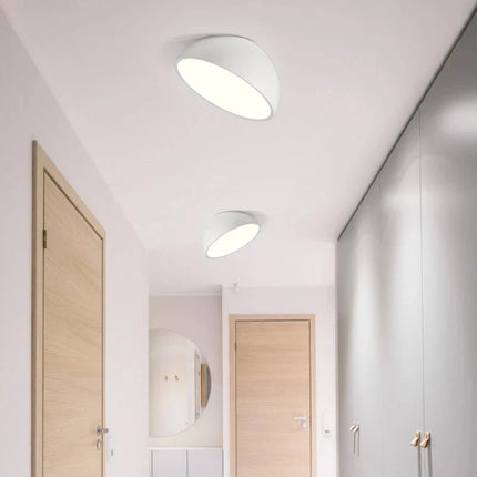 Plafonnier LED moderne pour couloir et escalier avec télécommande — LZ4X9P