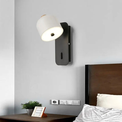 Applique murale nordique rotative avec interrupteur intégré pour éclairage intérieur — LZ4X9T2