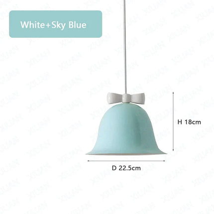 Suspension enfant décorative avec nœud papillon — LZ4X7Q