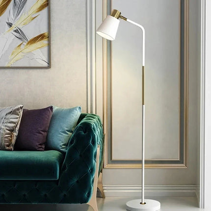 Lampadaire LED réglable style nordique pour éclairage décoratif — LZ4X9Q2