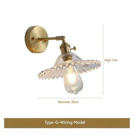 Applique murale LED scandinave en verre et laiton avec interrupteur à batterie — LZ4X9JQ