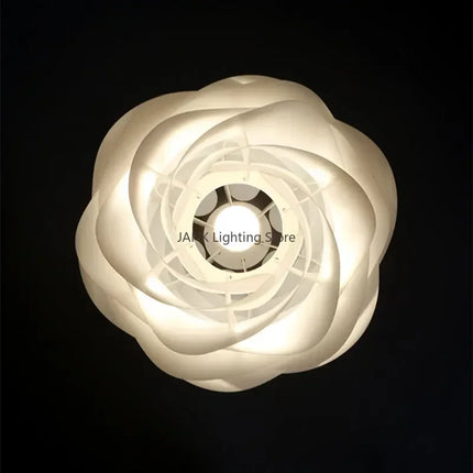 Lustre décoratif en acrylique au design danois pour intérieur — LZ4X9P