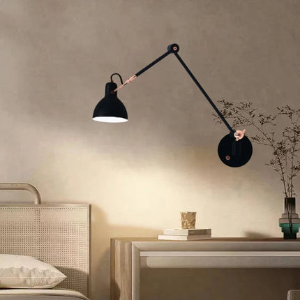 Applique murale vintage en métal noir et doré pour intérieur raffiné — LZ4X9Q2