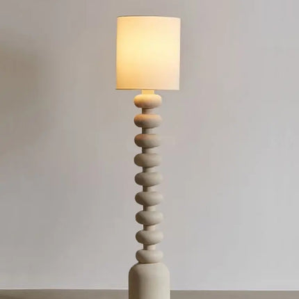 lampadaire design vintage en résine wabi-sabi pour intérieur moderne