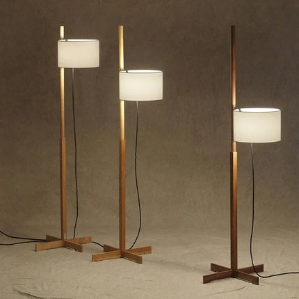 Lampadaire nordique en bois massif avec abat-jour tissu LED — LZ4P9X