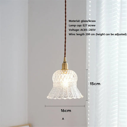 Lustre en laiton et verre au style antique pour décoration — LZ4X9P